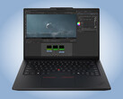 A ThinkPad P14s i Gen 7 legkönnyebb formájában 1,63 kg-ot nyom.