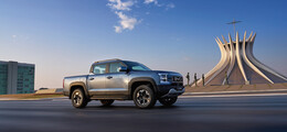 Az új BYD Shark plug-in hibrid pick-up 2,5 tonnás vontatási kapacitását ötvözi a modern SUV-k kényelmével.