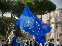 Az adatvédelmi és digitális jogokkal foglalkozó uniós csoportok arra figyelmeztetnek, hogy az 