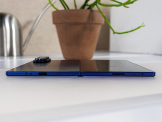 A Galaxy Z Fold7 az egyik legvékonyabb összehajtható okostelefon a világon, kibontva (Kép forrása: Notebookcheck)