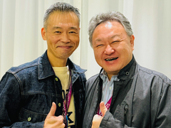 Shuhei Yoshida és Keiji Inafune képe.