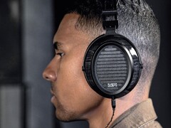 A VSX Immersion One sík mágneses fejhallgató virtuális hangszórómodellezést használ a professzionális hangkörnyezetek szimulálásához. (Kép forrása: Steven Slate Audio)