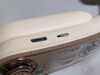 USB C és némító csúszka a fedélzeten