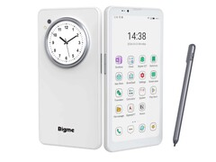 Egy új okostelefon kombinálja a színes e-inket az LCD-vel