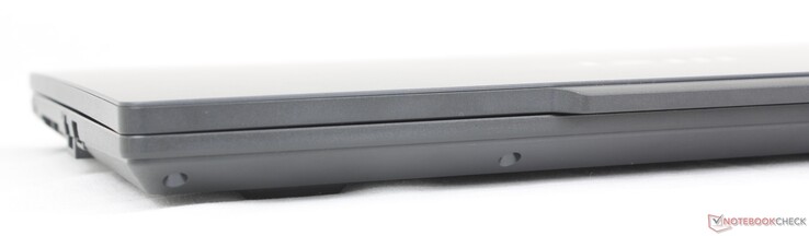 Elöl: Portok nélkül