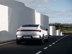 A Polestar 4 Coupé hátsó nézete