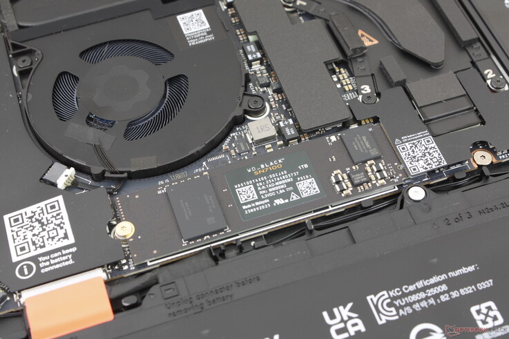 Csak egy M.2 2280 SSD-t támogat
