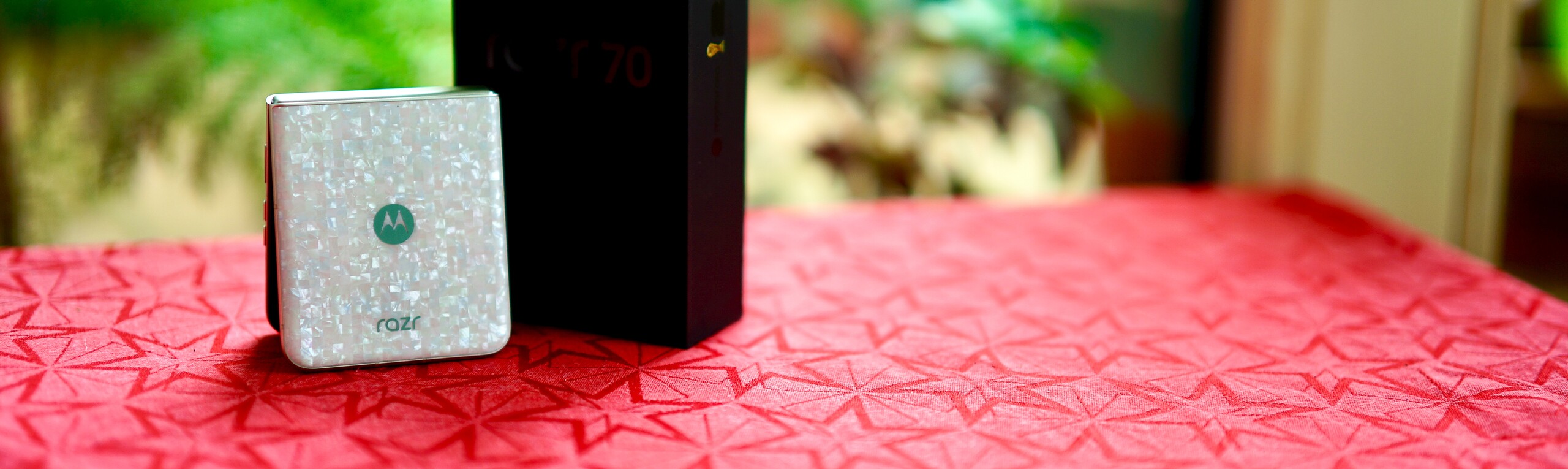 Motorola Razr 70 a tesztben