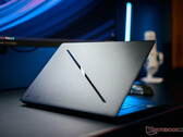 Vékony gamer lenyűgöző RTX 5070 Ti laptop - Asus ROG Zephyrus G16 2025 a felülvizsgálatban