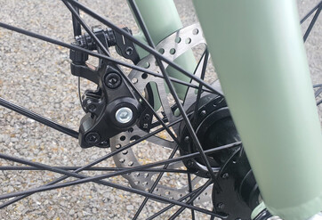 Első tárcsafék - Touroll B2 e-bike teszt