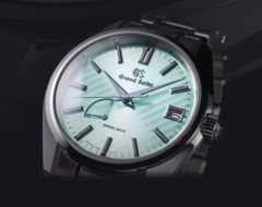 A Grand Seiko SBGA523 számlapja.