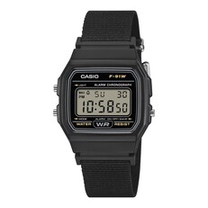 Casio F-91WF-1A digitális karóra fekete tokban és fekete szövött szíjjal.