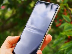 Samsung Galaxy Z Flip 8 teszt