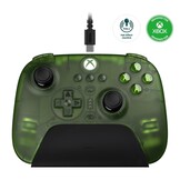 A 8BitDo Ultimate 3-módú Xbox-vezérlő USB-kábelen keresztül csatlakozik az Xbox-konzolokhoz. (Kép forrása: 8BitDo)