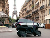 Az ÆMotion a Vivatech 2025 keretében mutatta be innovatív négykerekű mikro-EV-jét Párizs utcáin. (Kép forrása: ÆMotion)