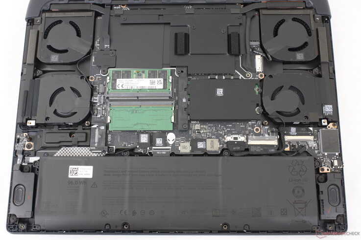 2026 Alienware 16 Area-51 alaplap