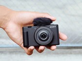 A Fujifilm X Half 20 MP-es, 1 hüvelykes érzékelővel rendelkező Sony kompakt fényképezőgépet kap