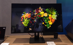 Játékmonitor prototípus a BOE 8K 120 Hz-es LCD panelével (Kép forrása: 8KAssociation on YouTube)