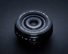 A Fujifilm egy különösen kompakt 23 mm-es objektívet mutat be a Fujifilm X-sorozatú fényképezőgépekhez. (Kép forrása: Fujifilm)