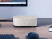 Az UFS-változat jelenleg 499,99 dollárba kerül. A képen: a mini PC elejét bemutató promóciós kép.