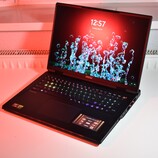 Az AMD a Ryzen 9 9955HX3D-vel hozza a tüzet: MSI Raider A18 HX A9W laptop felülvizsgálata