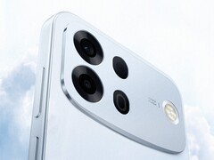 Az Oppo A7 Pro Max (a képen) még nagyobb akkumulátorral rendelkezik, mint az A6 Pro.