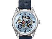 A Citizen FE7097-05W Eco-Drive karóra égkék számlappal rendelkezik