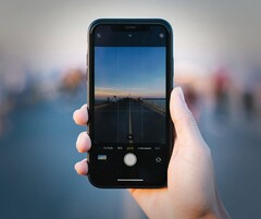 A Apple iPhone professzionálisabb kameraalkalmazást kap az iOS 27-gyel.