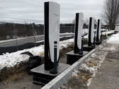 A Tesla gyorsabban telepíti vagy cseréli a Superchargert az új bódéalapítvány segítségével (Kép forrása: Ondrej Bacina/X)