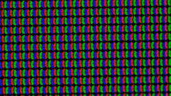 Az LC kijelző klasszikus RGB alpixel mátrixot használ, amely egy piros, egy kék és egy zöld fénykibocsátó diódából áll
