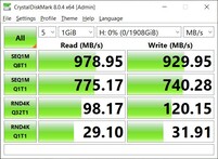 Elülső USB-A (Alienware 13, MAC): Crystaldiskmark 8