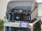 Többszínű nyomtatást támogató 3D-nyomtató: A Creality K2 Combo jól nyomtat és könnyen kezelhető