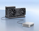 A Peladn WO5-ön egy USB4-port található. A képen: a mini PC egy eGPU-rendszerhez csatlakoztatva.
