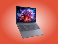 Az IdeaPad Slim 3i 15IWC11 Luna Grey színben.