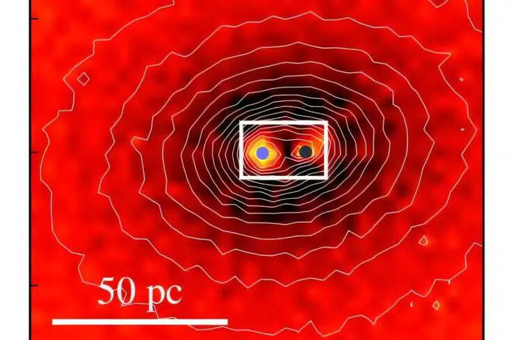 Az NGC 4486B kettős magját bemutató kép.