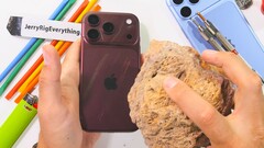 Az iPhone 18 Pro (Max) hátlapján található karcolások nagy része egyszerűen letörölhető – de nem mindegyik, ahogyan azt a tartóssági teszt is mutatja.