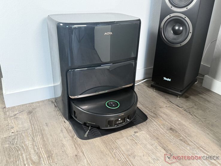 Mova Z60 Ultra Roller Complete töltés közben