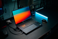 Gigabyte Aorus Master 16 az RTX 5090 laptopokkal összehasonlítva. (Kép forrása: Notebookcheck)