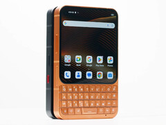 A Titan 2 Elite a két látható megjelenési színben.