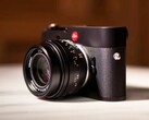 A Leica Noctilux-M 1.2/35 ASPH. nagyon kompakt, de viszonylag nehéz (Kép forrása: Leica)