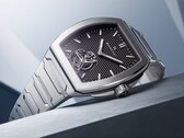 A Bianchet B 1.618 UltraFino szögletes nézete, kiemelve a repülő tourbillon és a texturált számlap dizájnját (Kép forrása: Bianchet Official Website)