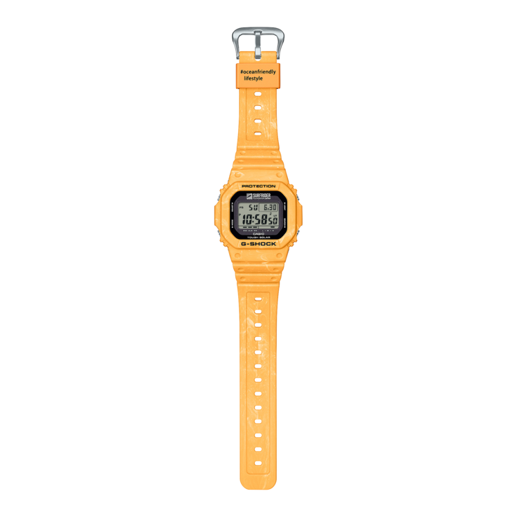 A Casio G-Shock x Surfrider Foundation Japan G-5600SFJ-9 óra. (Kép forrása: Casio)