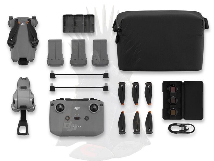A DJI Mini 5 Pro Fly More Combo a DJI RC-N3-mal. (Kép forrása: @quadro-news)