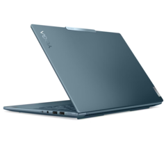 Lenovo Yoga Pro 9 RTX 5060 jobb oldali portok. (Kép forrása: Globaldata)