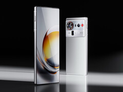 A Nubia Z80 Ultra a négy megjelenési szín egyikében. (Kép forrása: Nubia)