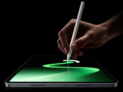 A Pad 9 megfelelően támogatja az érintőceruzát és a billentyűzetet. A képen: a tablet a Focus Stylus Pro 12-vel.