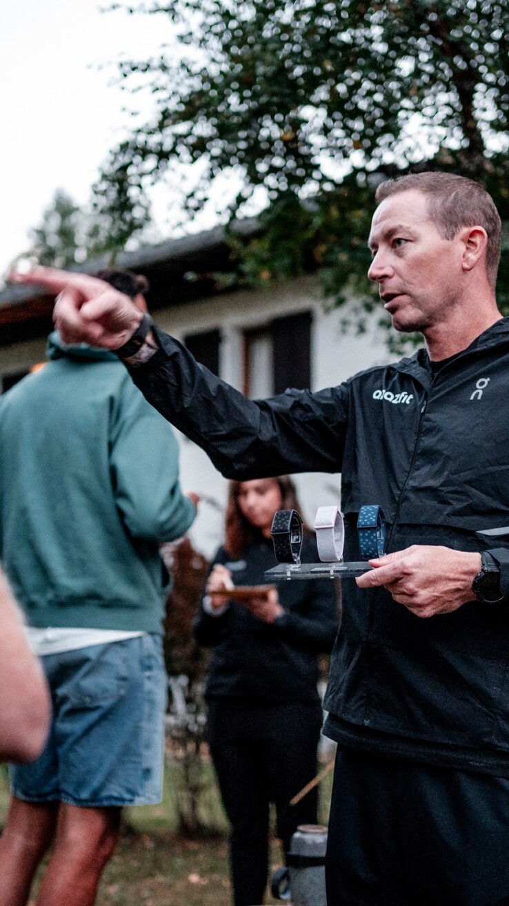 Az Amazfit Helio Strap Premium talán egy közösségi média posztban (fent) mutatkozott meg. (Kép forrása: Amazfit via Instagram)
