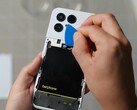 A Fairphone 6 akkumulátora különösen könnyen cserélhető. (Kép forrása: iFixit)