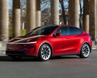 A 2026-os Tesla Model Y piros színben. (Kép forrása: Tesla)