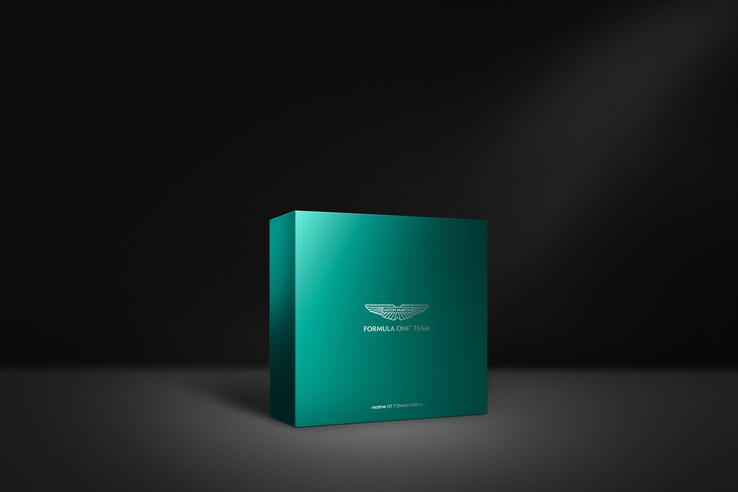A Realme GT 7 Dream Edition egyedi, Aston Martin ihlette dizájnnal rendelkezhet. (Kép forrása: Jacky a Weibo-n)